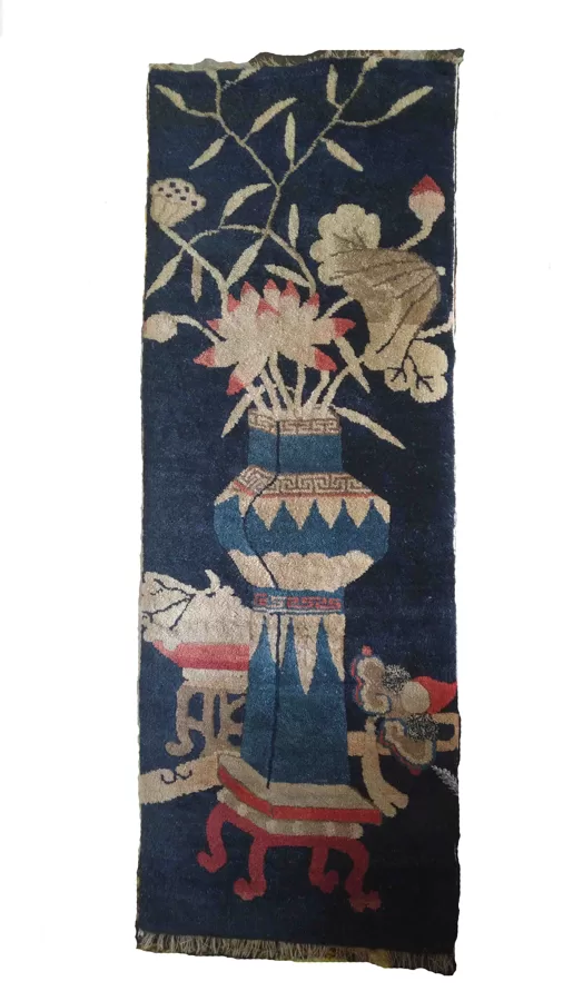 130 cm. x 40 cm.